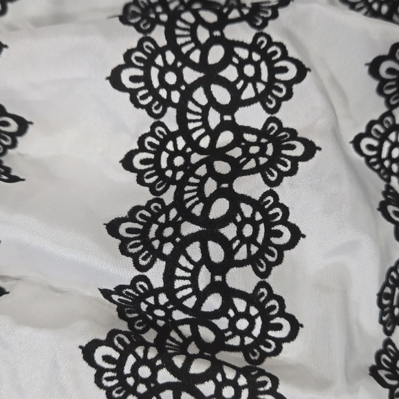 Red and White Lace Toddler Dress - Picture 4 of 5